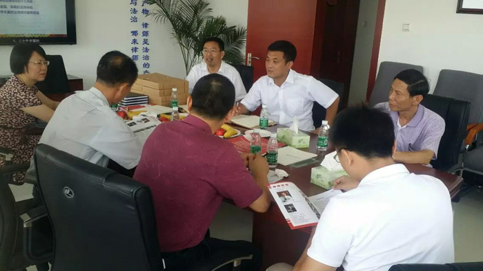 海南省司法厅及三亚市司法局领导来我所视察指导工作