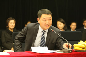 律师